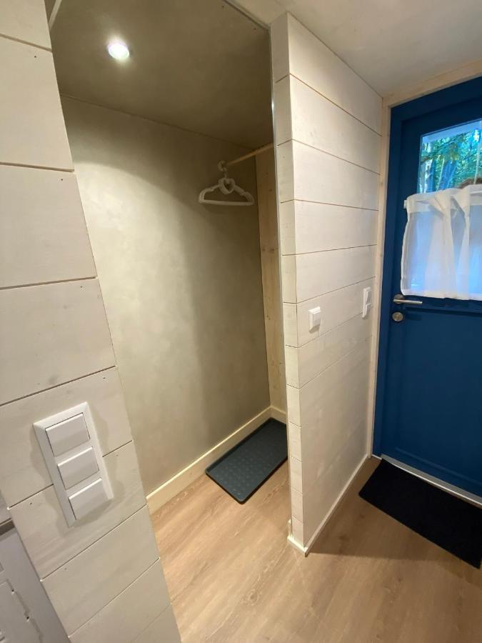 Tiny House Ems Im Pier9 Tiny House Hotel Hamm  Bagian luar foto